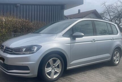 VW Touran 149.355 km 11.900 &euro; Hutthurm 94116