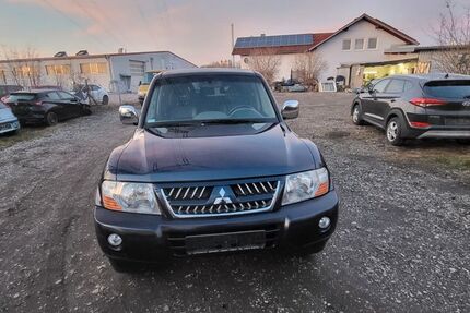 Mitsubishi Pajero 159.200 km 10.900 &euro; Vilshofen-Pleinting 94474