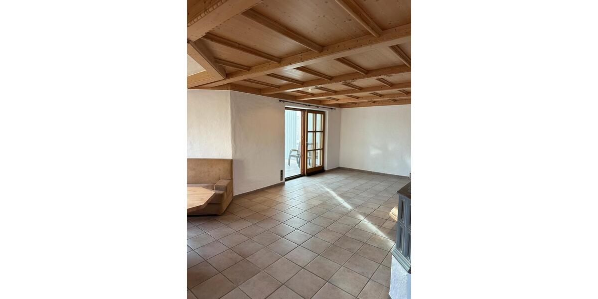 Erdgeschoßwohnung Eging am See - 3 Zimmer, 130 m&sup2;, 1.235&euro; | Angebot:25905405