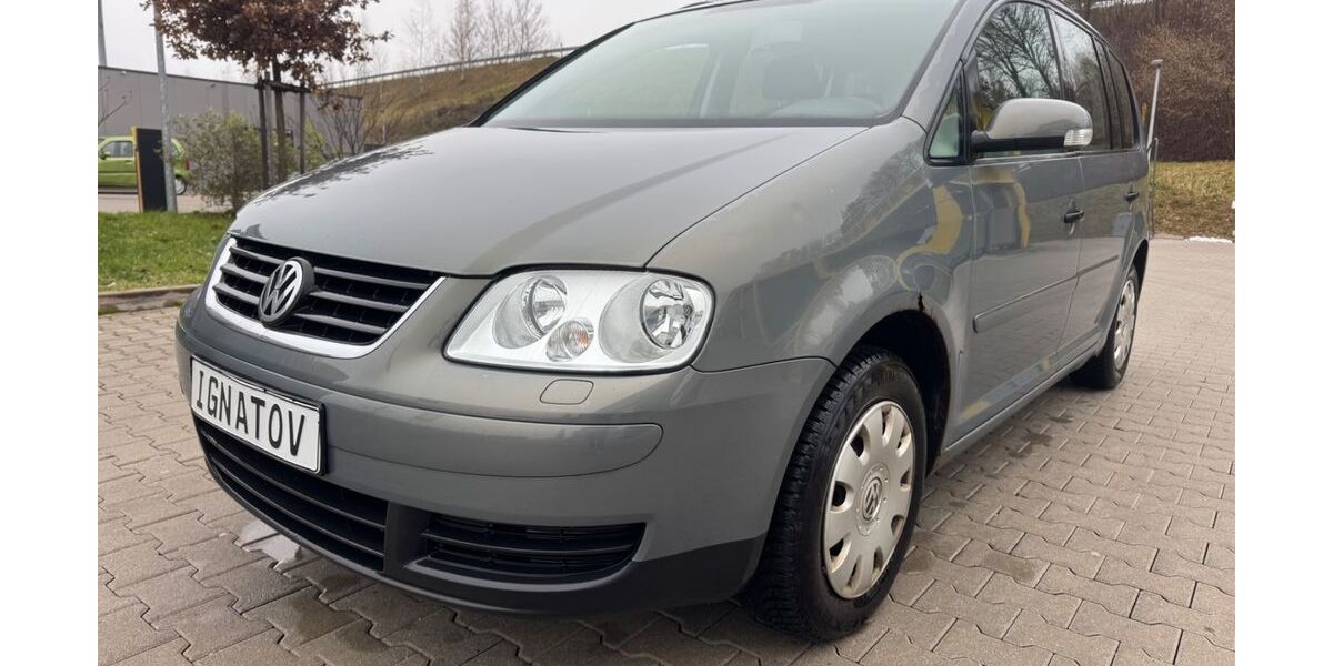 VW Touran 210.000 km 999 &euro; Hutthurm 94116