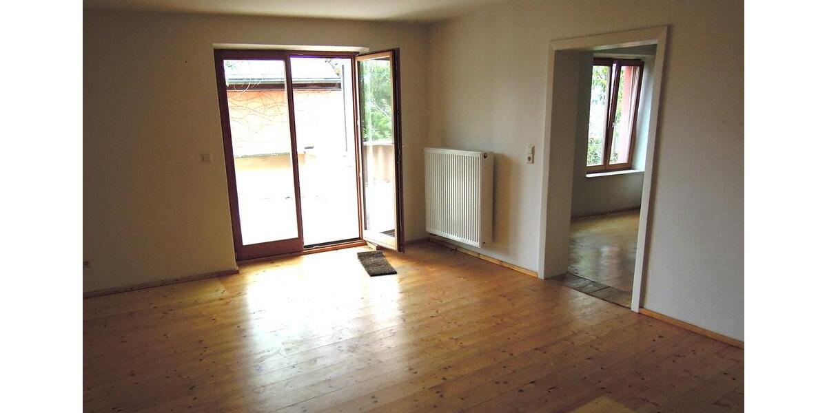 Etagenwohnung Waldkirchen - 6 Zimmer, 140 m&sup2;, 1.000&euro; | Angebot:26025697