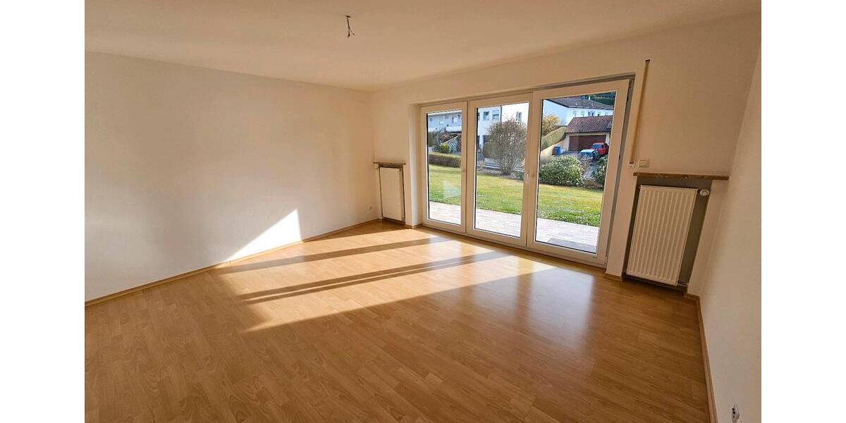 Erdgeschoßwohnung Aldersbach - 5 Zimmer, 117 m&sup2;, 950&euro; | Angebot:20481291