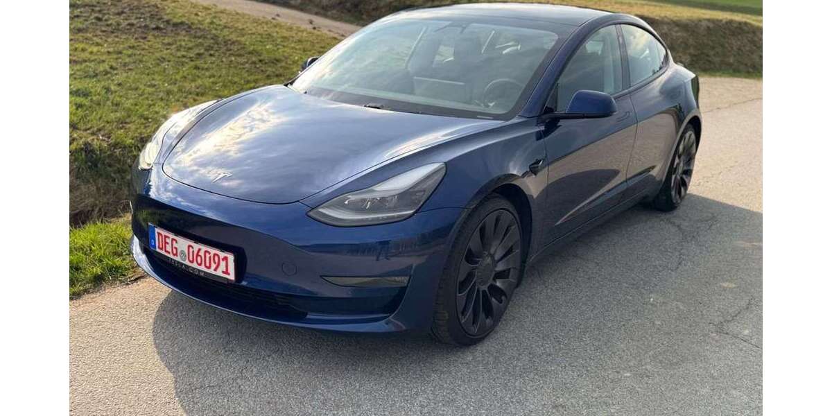Tesla Model 3 73.000 km 27.500 &euro; Außernzell 94532