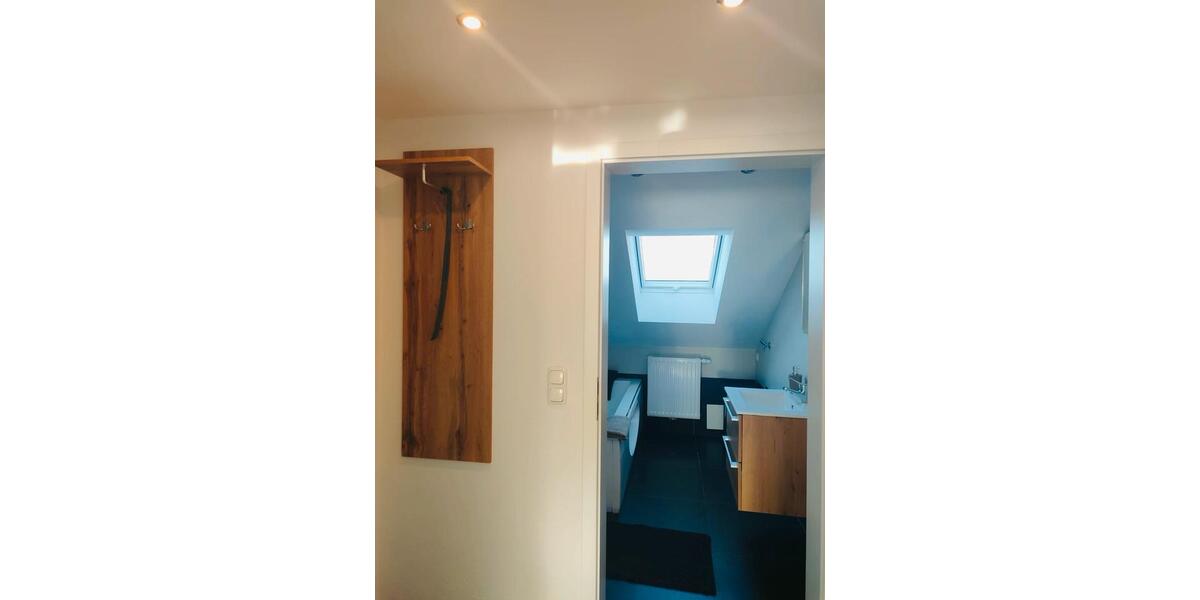 Dachgeschoßwohnung Pocking - 2 Zimmer, 80 m&sup2;, 980&euro; | Angebot:25812660