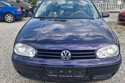 VW Golf 210.972 km 900 &euro; Passau 94036