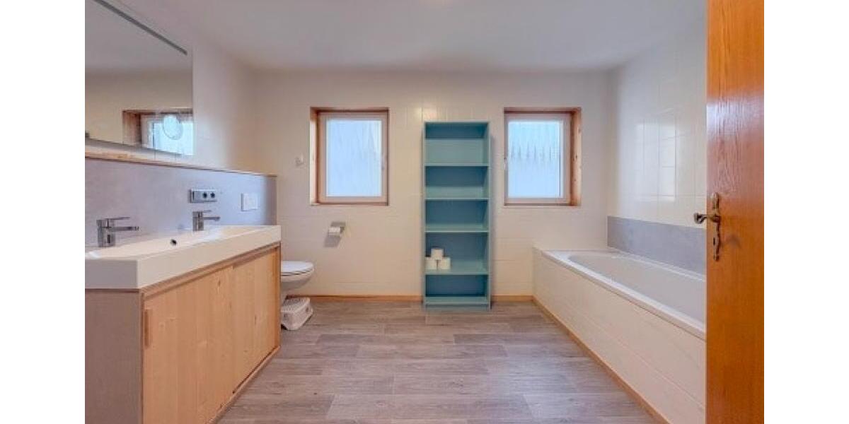 Etagenwohnung Ortenburg - 4 Zimmer, 104 m&sup2;, 960&euro; | Angebot:27585541