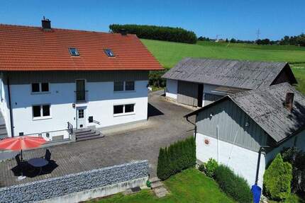 Haus Vilshofen an der Donau Sollasöd - 7 Zimmer, 264 m&sup2;, 360.000&euro; | Angebot:25769716