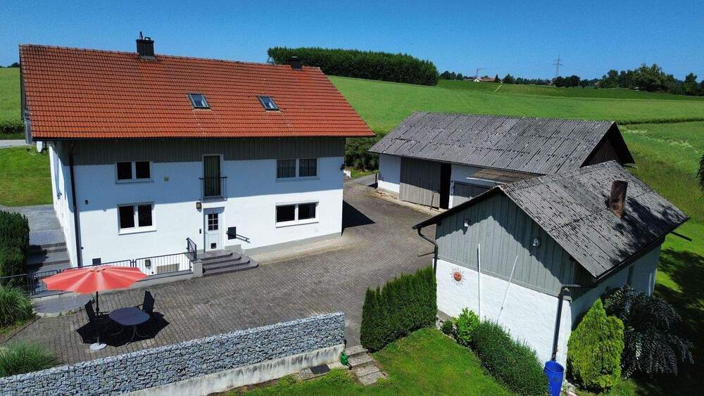 Mehrfamilienhaus, Wohnhaus Vilshofen an der Donau Sollasöd - 7 Zimmer, 264 m&sup2;, 360.000&euro; | Angebot:25769716
