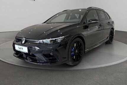 VW Golf 3.500 km 56.220 &euro; Passau 94032