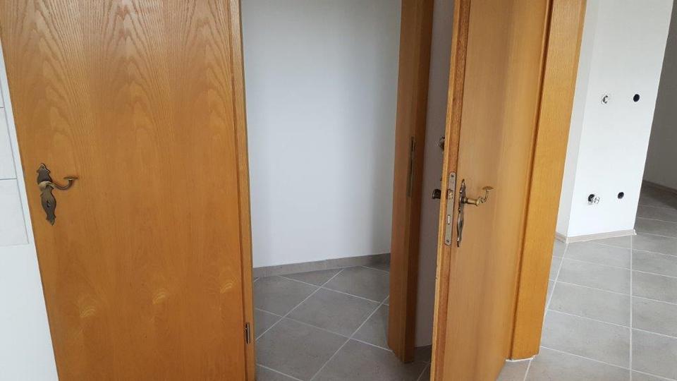 Einfamilienhaus Vilshofen an der Donau - 9 Zimmer, 300 m&sup2;, 439.000&euro; | Angebot:26057577