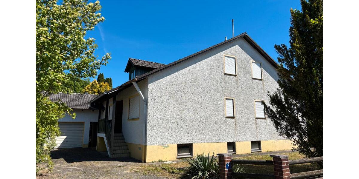 Einfamilienhaus Künzing - 8 Zimmer, 220 m&sup2;, 259.000&euro; | Angebot:26772176