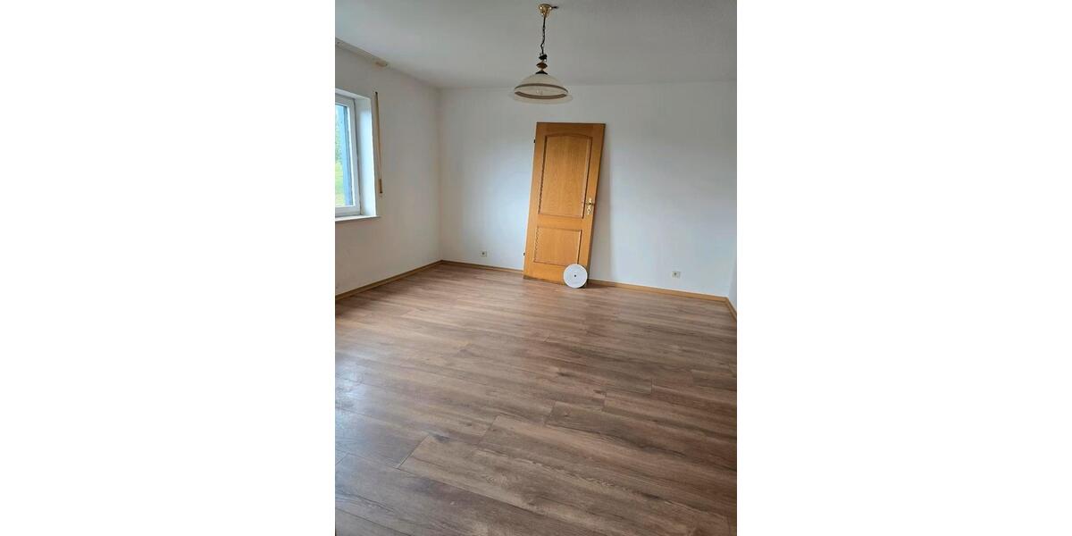 Einfamilienhaus Fürstenstein - 4 Zimmer, 110 m&sup2;, 890&euro; | Angebot:25350185