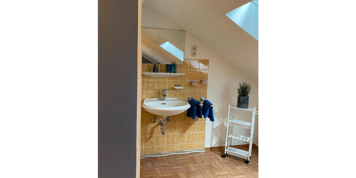 Dachgeschoßwohnung Bad Füssing - 1.5 Zimmer, 30 m&sup2;, 450&euro; | Angebot:25043754