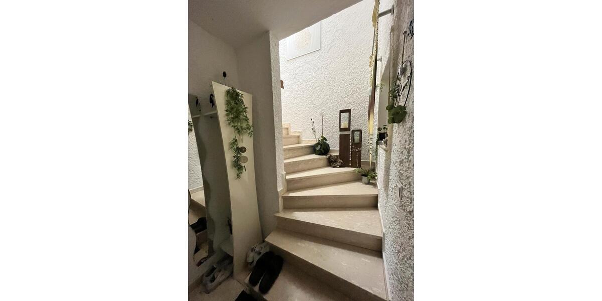 Dachgeschoßwohnung Passau Maierhof - 4 Zimmer, 120 m&sup2;, 1.150&euro; | Angebot:25895002