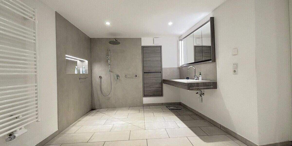 Einfamilienhaus Vilshofen a. d. Donau Vilshofen - 8 Zimmer, 194 m&sup2;, 349.000&euro; | Angebot:25661356