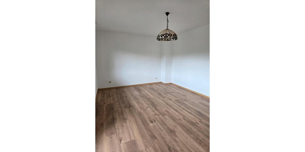 Etagenwohnung Fürstenstein - 4 Zimmer, 110 m&sup2;, 890&euro; | Angebot:25158121