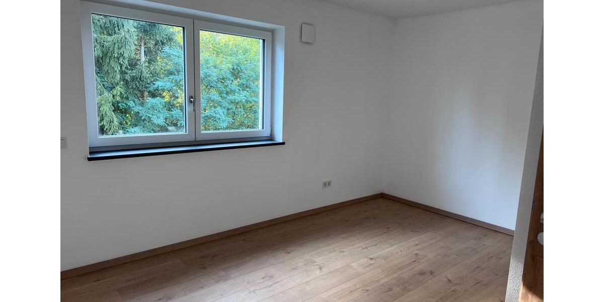 Doppelhaushälfte Pocking - 2 Zimmer, 122 m&sup2;, 1.500&euro; | Angebot:27617085