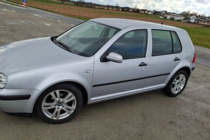 VW Golf 226.500 km 1.750 &euro; aldersbach 94501