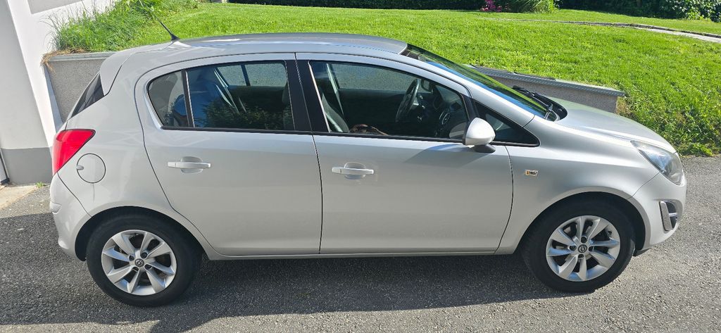 Opel Corsa 99.300 km 4.100 &euro; Salzweg 94121