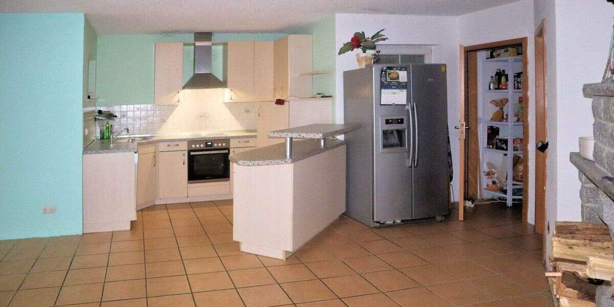 Einfamilienhaus Tiefenbach Reut - 8 Zimmer, 230 m&sup2;, 570.000&euro; | Angebot:25776655