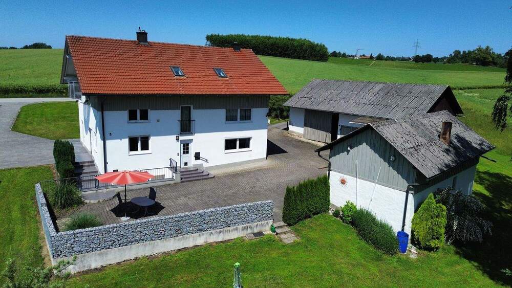 Mehrfamilienhaus, Wohnhaus Vilshofen an der Donau Sollasöd - 7 Zimmer, 264 m&sup2;, 360.000&euro; | Angebot:25769716