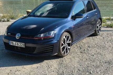 VW Golf 93.000 km 18.900 &euro; Obernzell 94130