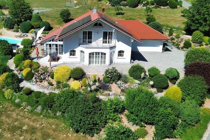 Haus Röhrnbach - 5 Zimmer, 198 m&sup2;, 995.000&euro; | Angebot:25672833