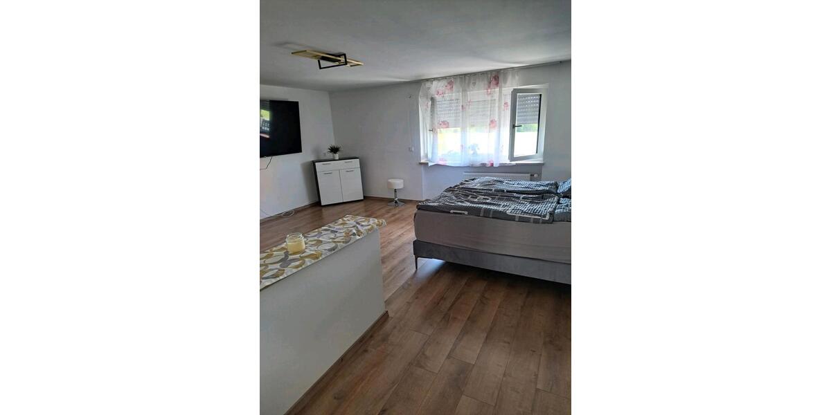 Erdgeschoßwohnung Schöllnach - 10 Zimmer, 230 m&sup2;, 349.000&euro; | Angebot:20032744