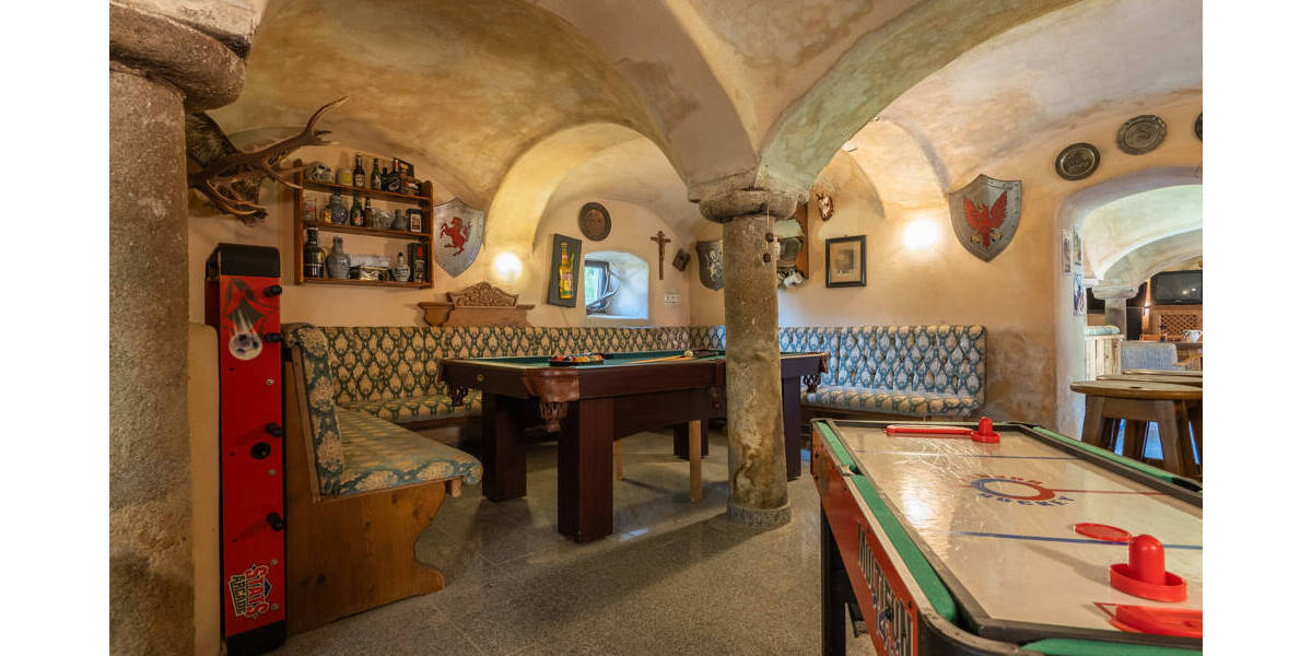 Einfamilienhaus Windorf Otterskirchen - 8 Zimmer, 360 m&sup2;, 1.600.000&euro; | Angebot:25803032