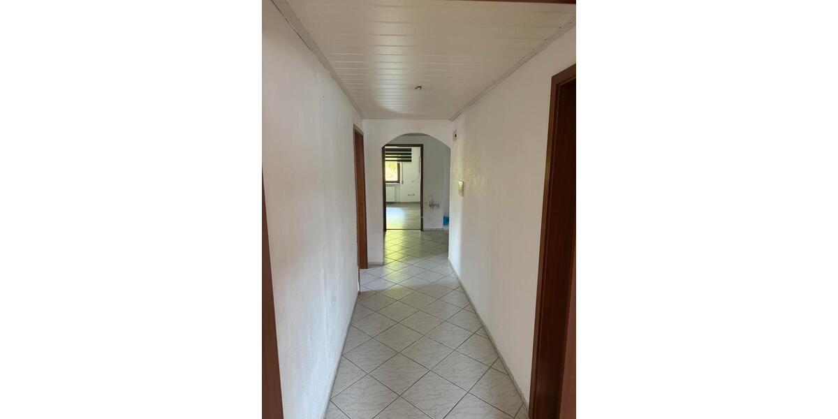 Dachgeschoßwohnung Saldenburg - 3 Zimmer, 90 m&sup2;, 700&euro; | Angebot:24978598