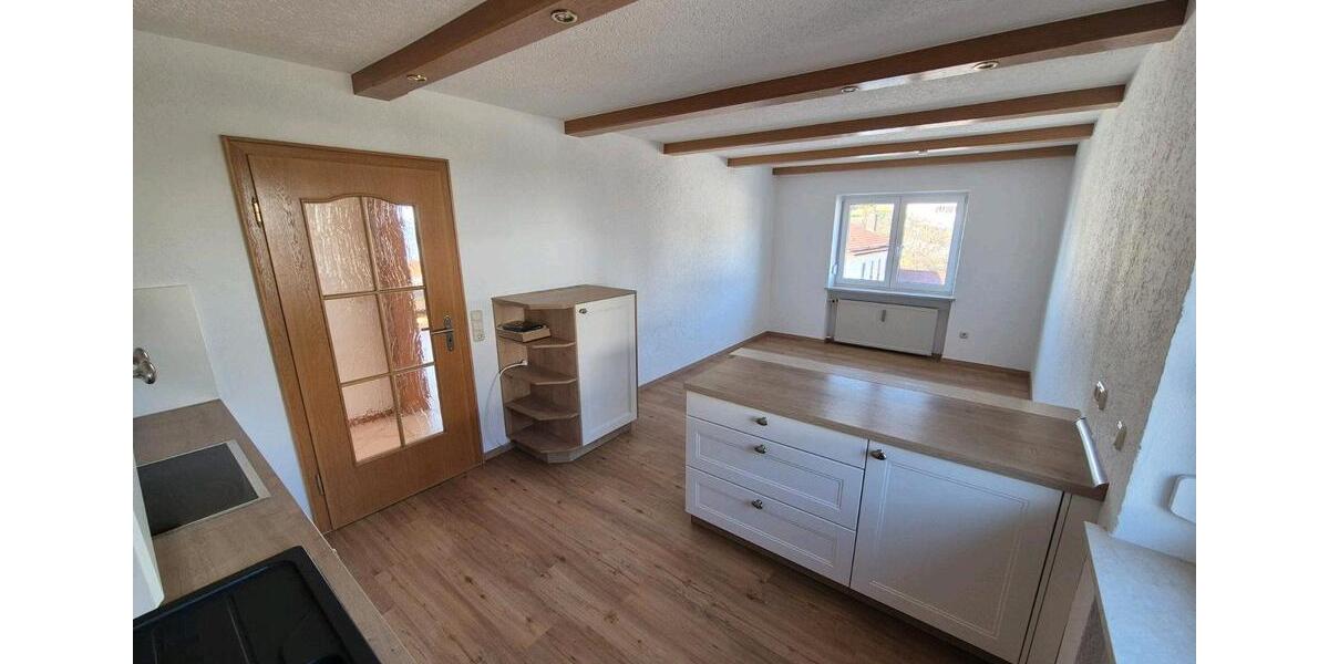 Erdgeschoßwohnung Bad Griesbach im Rottal - 3 Zimmer, 130 m&sup2;, 1.150&euro; | Angebot:25992265