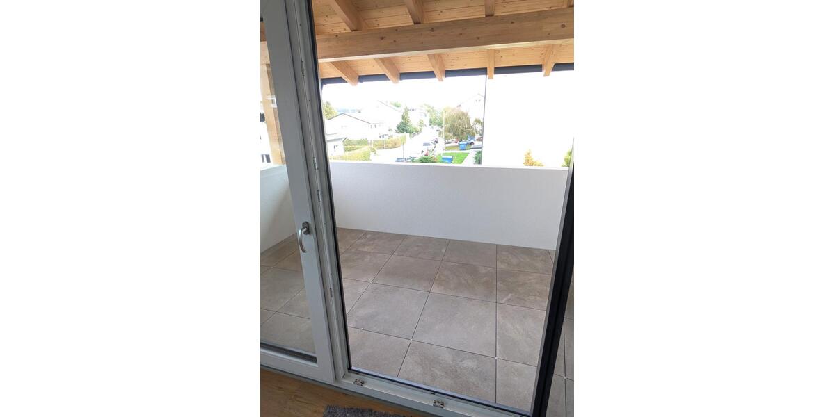 Etagenwohnung Vilshofen an der Donau - 2 Zimmer, 80 m&sup2;, 990&euro; | Angebot:27547517