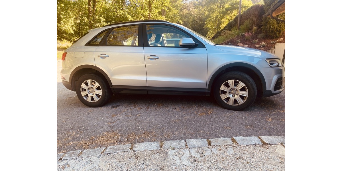 Audi Q3 153.000 km 15.999 &euro; Untergriesbach 94107