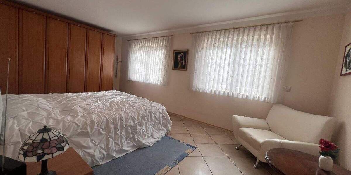 Etagenwohnung Ruhstorf an der Rott Ruhstorf - 4 Zimmer, 190 m&sup2;, 415.000&euro; | Angebot:25698353