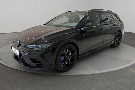 VW Golf 8.900 km 52.680 &euro; Passau 94032