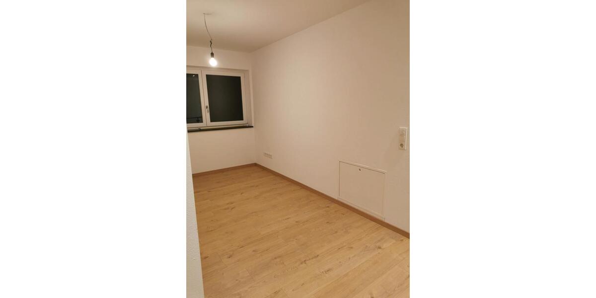 Doppelhaushälfte Pocking - 4 Zimmer, 122 m&sup2;, 1.500&euro; | Angebot:26599244