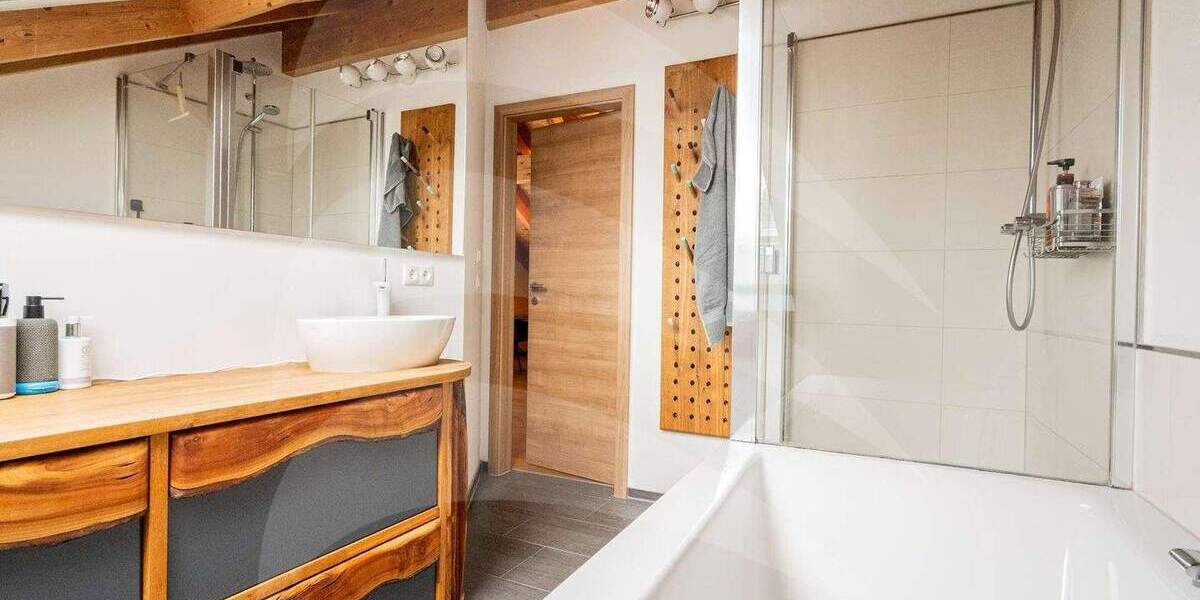 Etagenwohnung Passau Grubweg - 2 Zimmer, 80 m&sup2;, 425.000&euro; | Angebot:25668420