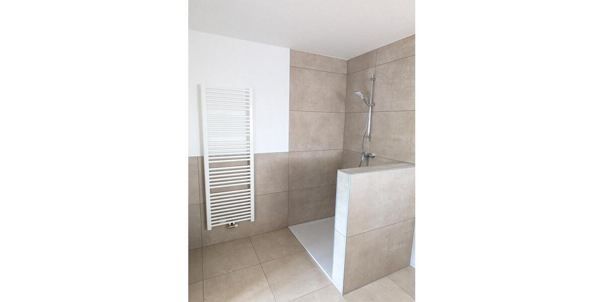 Etagenwohnung Vilshofen an der Donau - 2 Zimmer, 80 m&sup2;, 990&euro; | Angebot:27547517