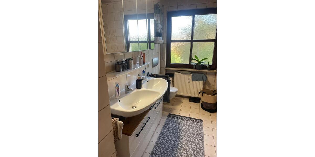 Erdgeschoßwohnung Vilshofen an der Donau - 3 Zimmer, 105 m&sup2;, 850&euro; | Angebot:25968158