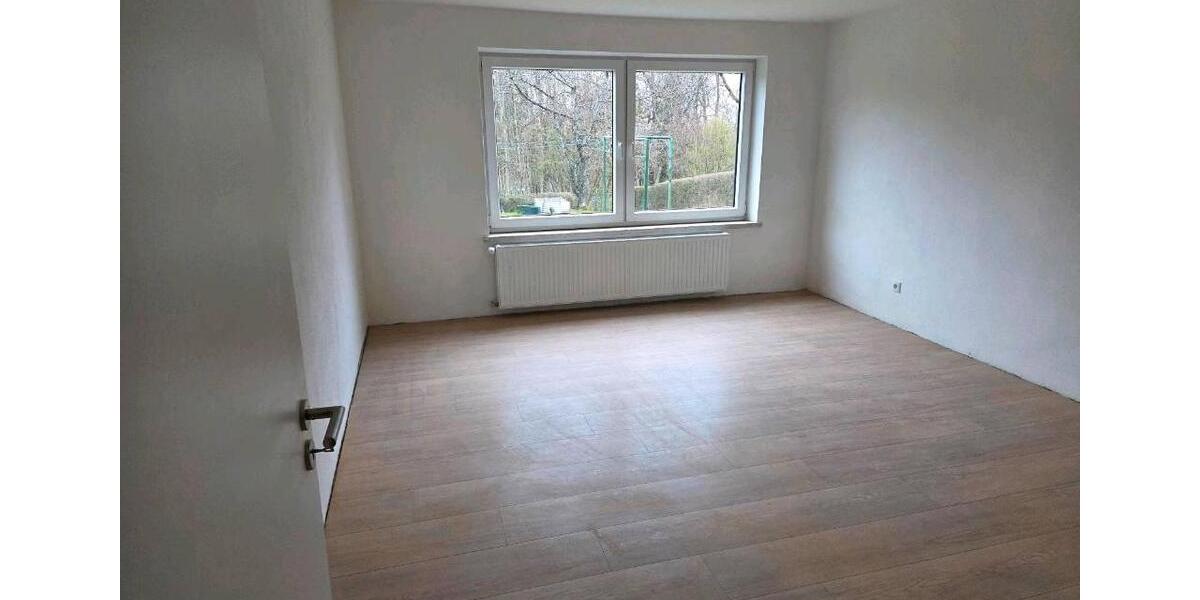 Mehrfamilienhaus, Wohnhaus Hauzenberg - 10 Zimmer, 216 m&sup2;, 379.000&euro; | Angebot:25991621