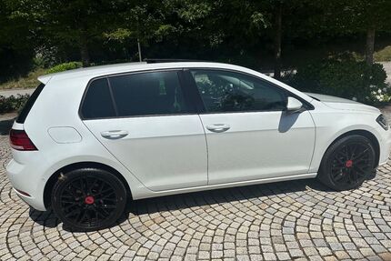 VW Golf 99.000 km 12.999 &euro; Hauzenberg 94051