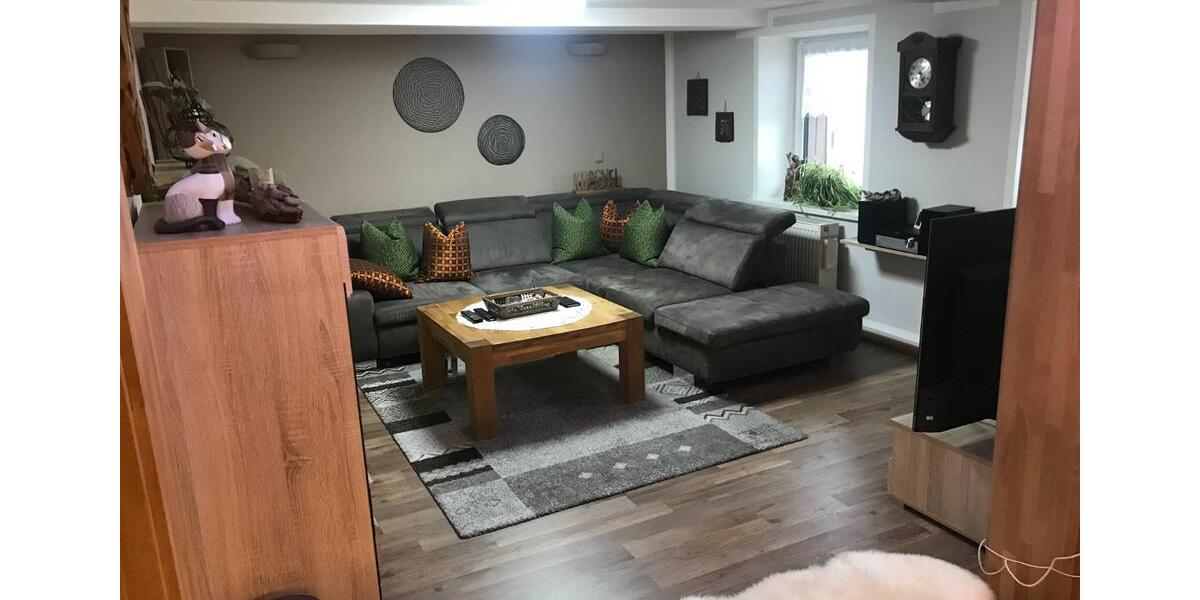 Etagenwohnung Tettenweis - 5 Zimmer, 110 m&sup2;, 700&euro; | Angebot:25329244