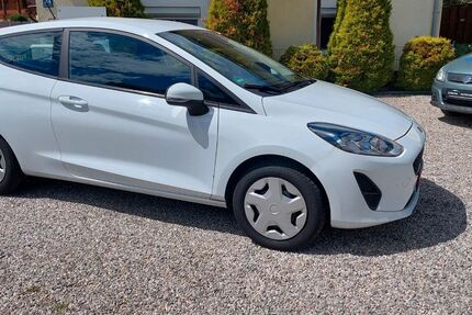 Ford Fiesta 208.000 km 4.290 &euro; Pocking 94060