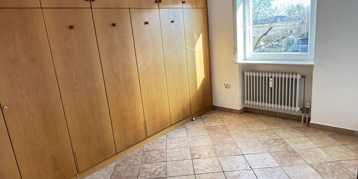 Etagenwohnung Kirchham - 3 Zimmer, 74 m&sup2;, 197.000&euro; | Angebot:25661378