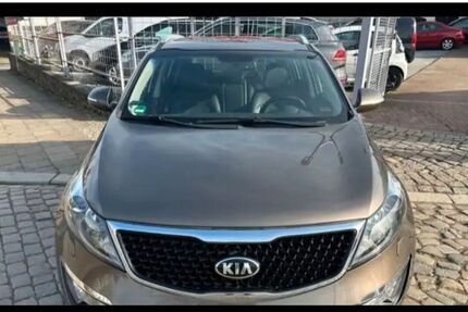 Kia Sportage 218.000 km 8.000 &euro; Vilshofen 94474