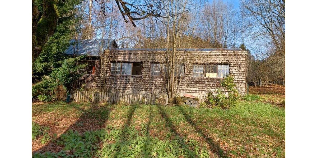 Villa Freyung - 10 Zimmer, 300 m&sup2;, 495.000&euro; | Angebot:24826632