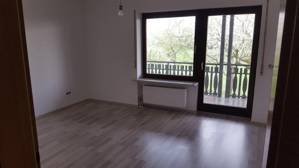 Einfamilienhaus Vilshofen an der Donau - 9 Zimmer, 300 m&sup2;, 439.000&euro; | Angebot:26057577