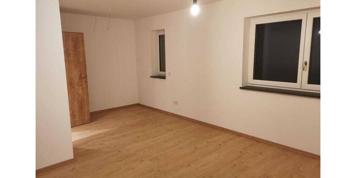 Doppelhaushälfte Pocking - 4 Zimmer, 122 m&sup2;, 1.500&euro; | Angebot:25054477