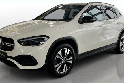 Mercedes-Benz GLA 200 71.000 km 28.570 &euro; Passau 94034