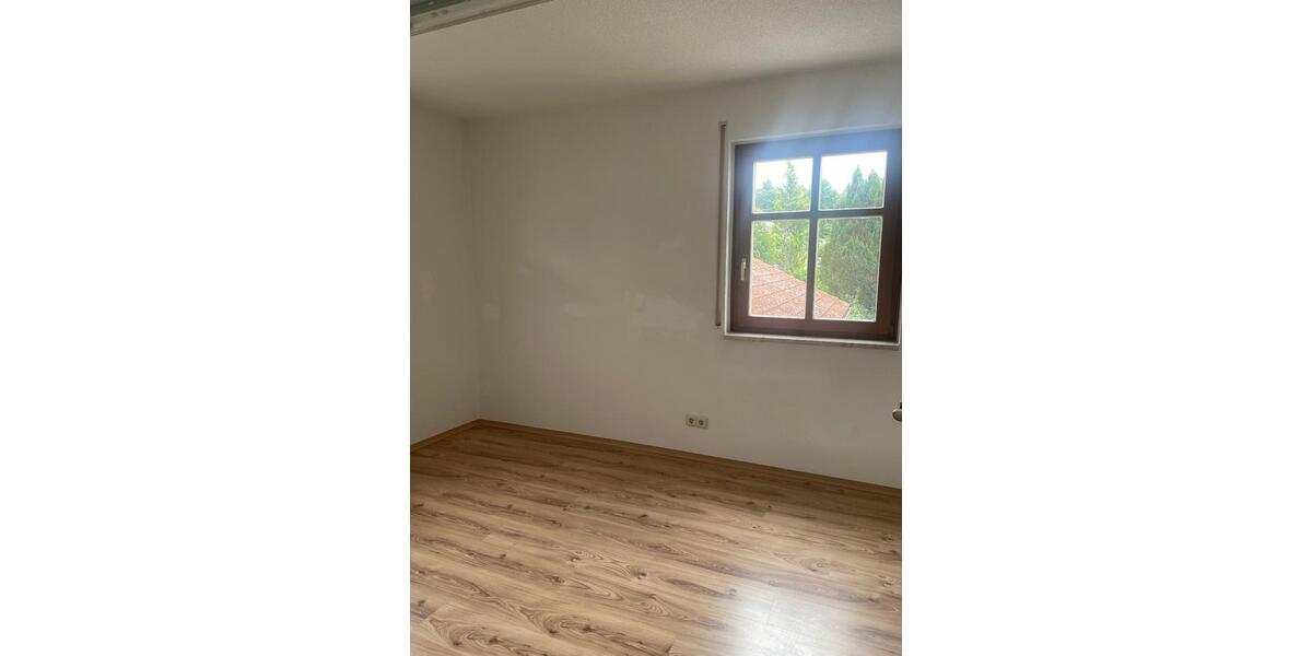 Doppelhaushälfte Tiefenbach - 6 Zimmer, 160 m&sup2;, 320.000&euro; | Angebot:27019840